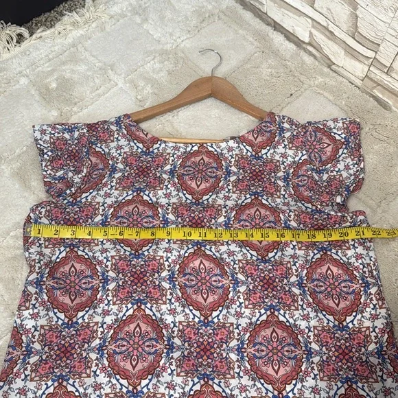 LOFT Large Floral Tile Double Bar Back Flutter Top - Picture 9 of 13